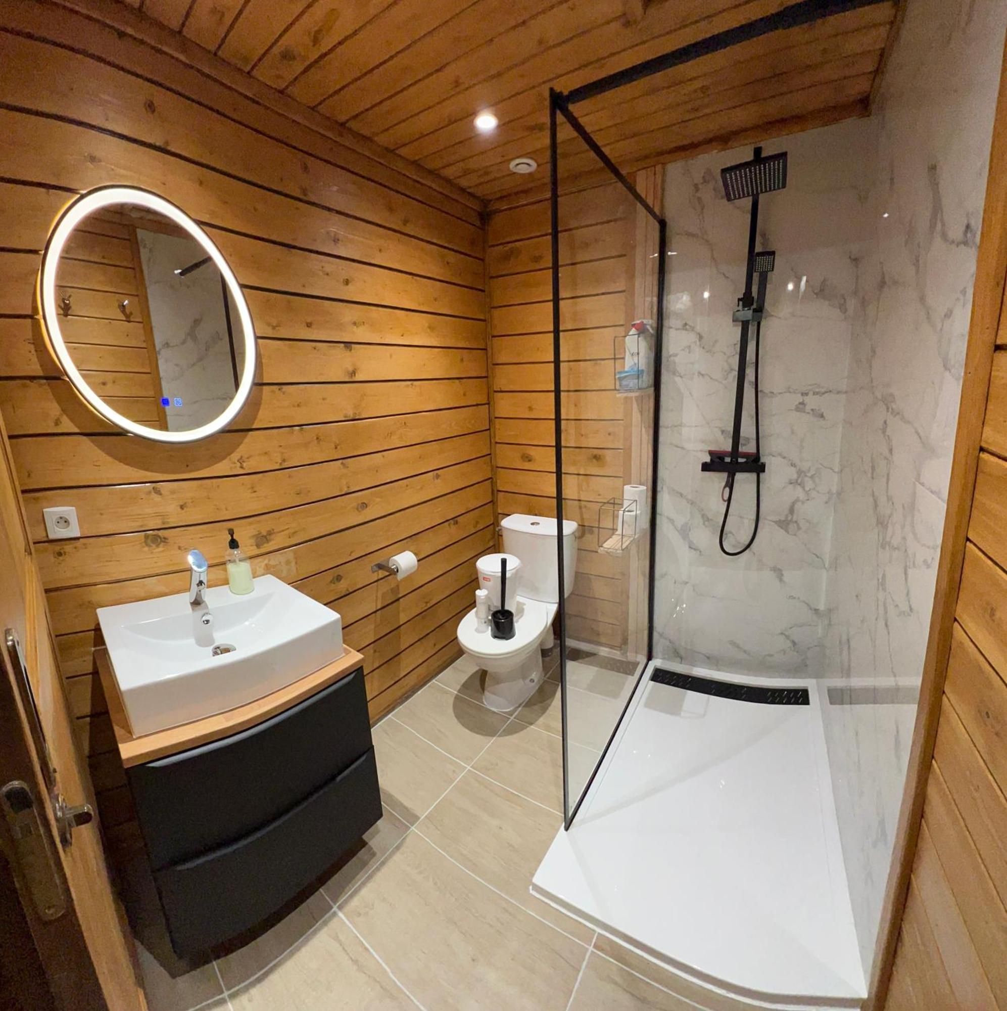 Chalet 6A Dans Les Pyrenees Proche D'Andorre LʼHospitalet-près-lʼAndorre Екстериор снимка